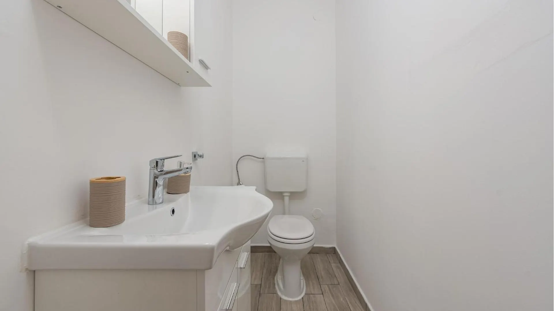 別荘 Lovely Home In Zelengrad With Private Swimming Pool, Can Be Inside Or Outside クロアチア