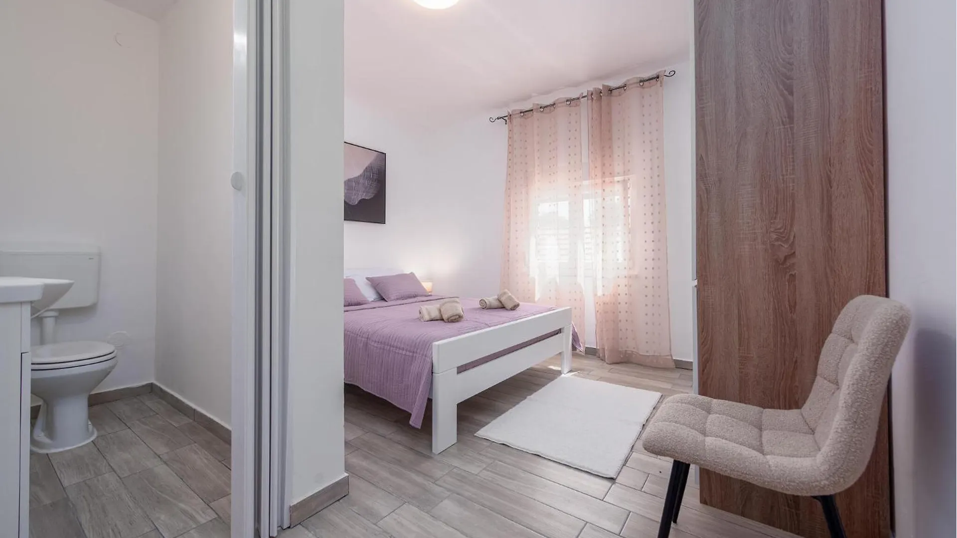 Lovely Home In Zelengrad With Private Swimming Pool, Can Be Inside Or Outside 0*,