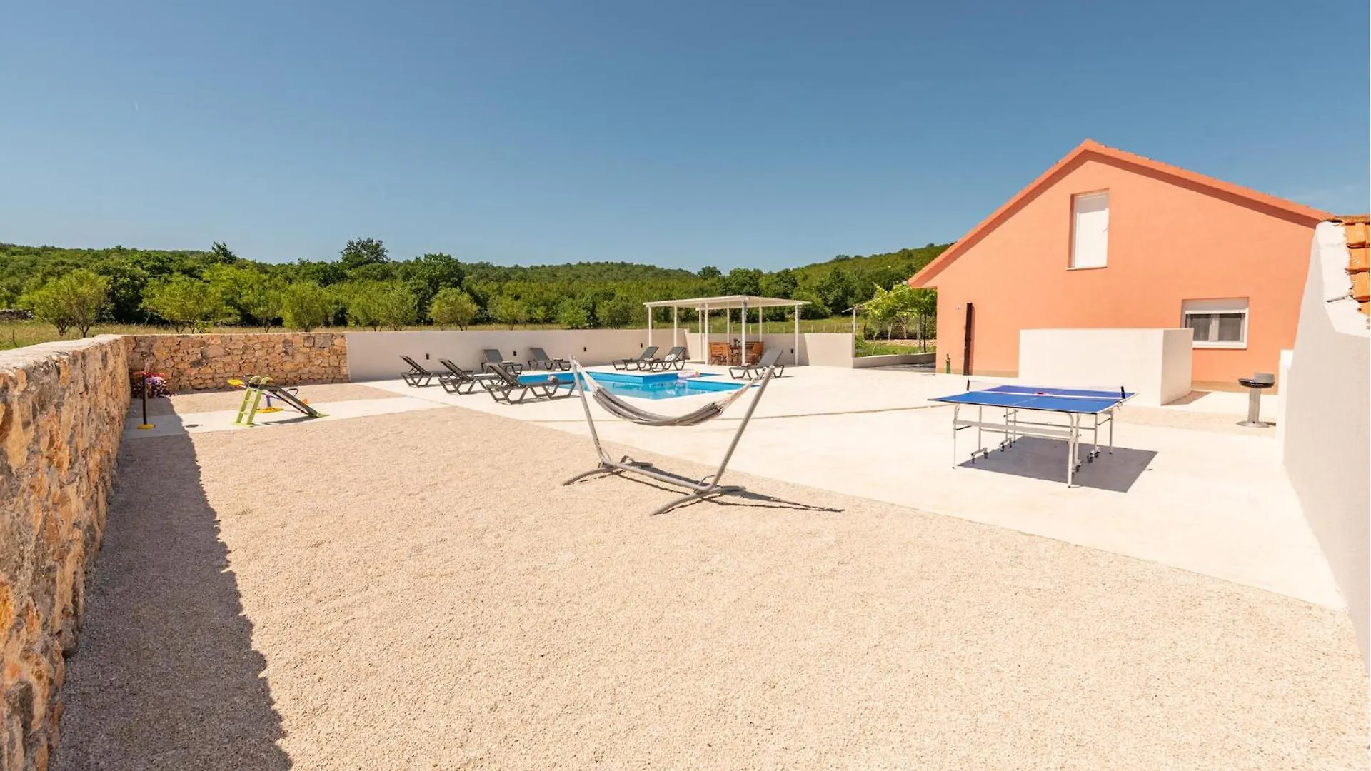 Lovely Home In Zelengrad With Private Swimming Pool, Can Be Inside Or Outside קרואטיה