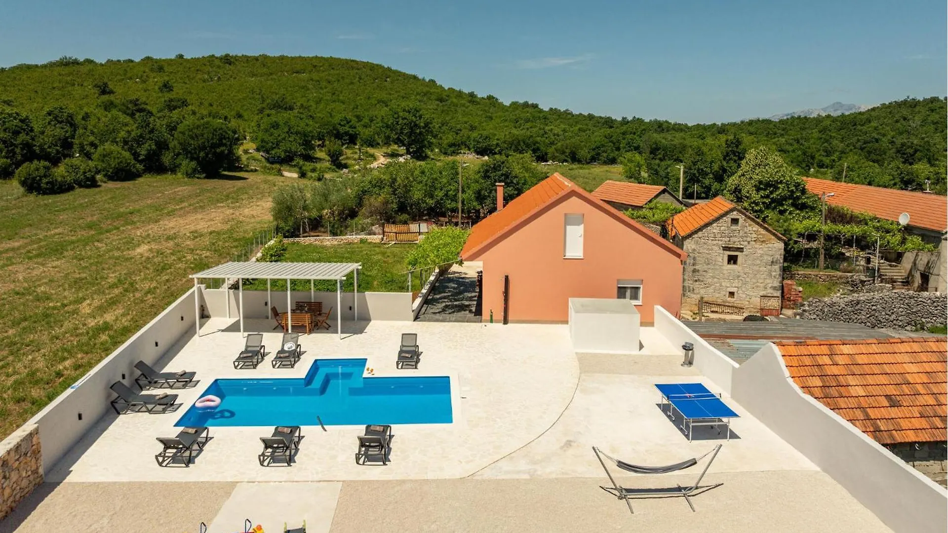 Lovely Home In Zelengrad With Private Swimming Pool, Can Be Inside Or Outside 0*,  クロアチア